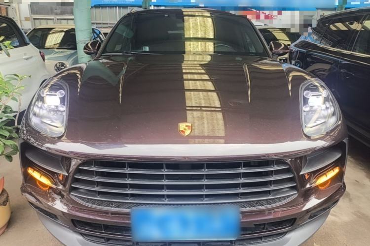 Used Porsche Macan 2021 Macan 2.0T Front