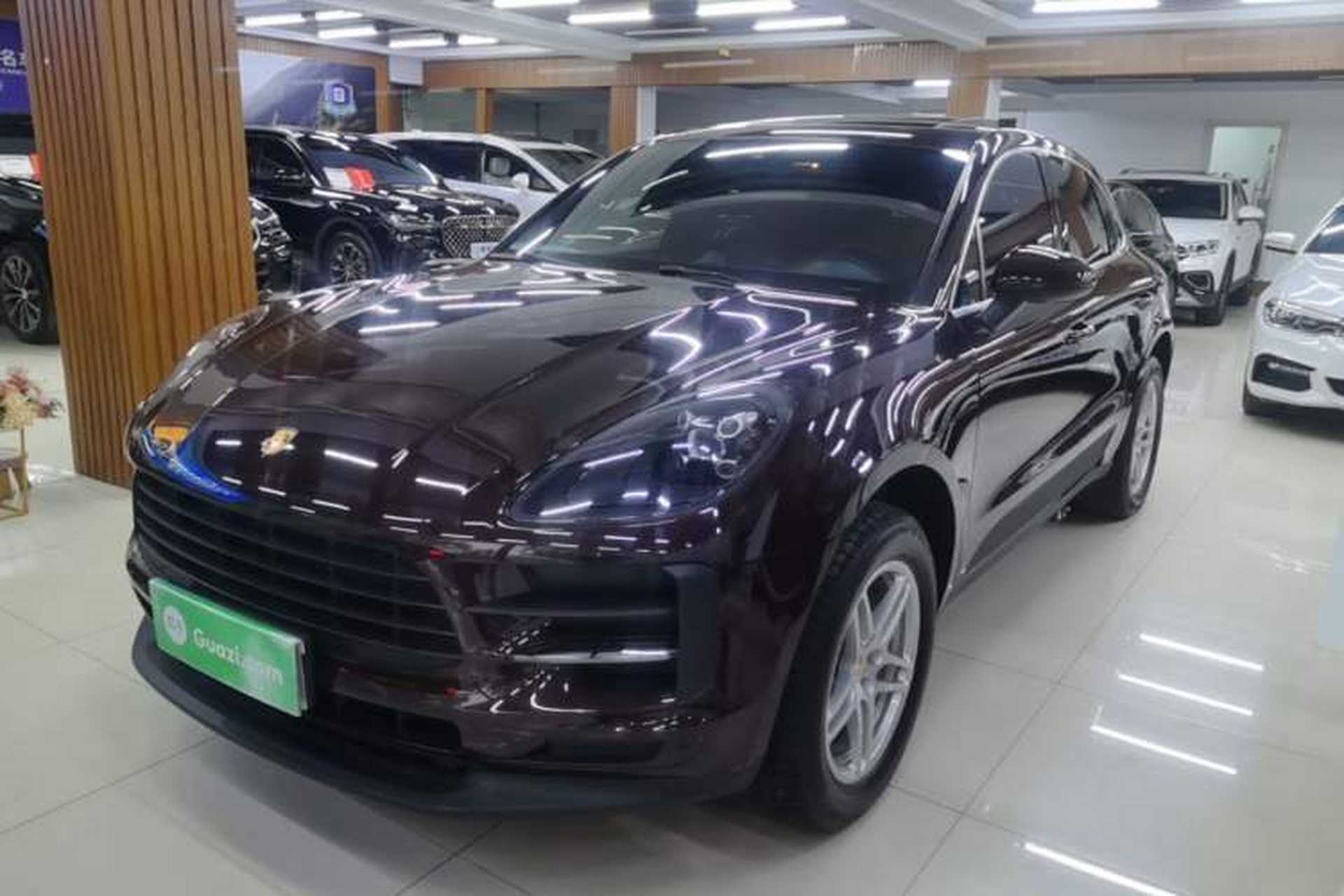 Used Porsche Macan 2021 Macan 2.0T Front Left 45 Deg