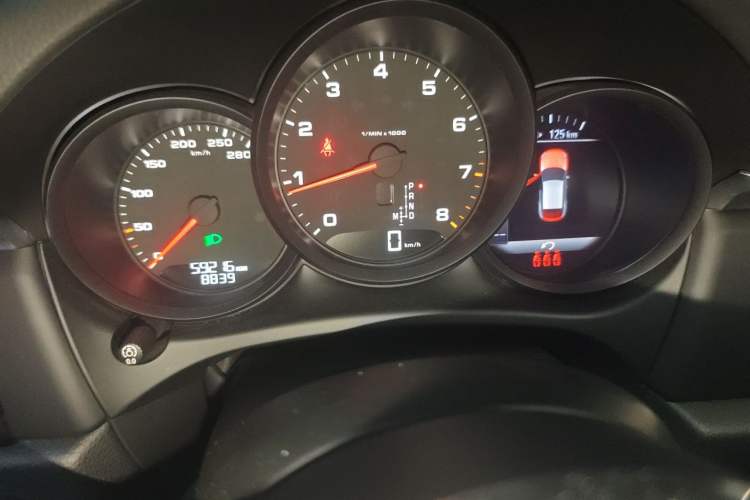 Used Porsche Macan 2021 Macan 2.0T Instrument Cluster