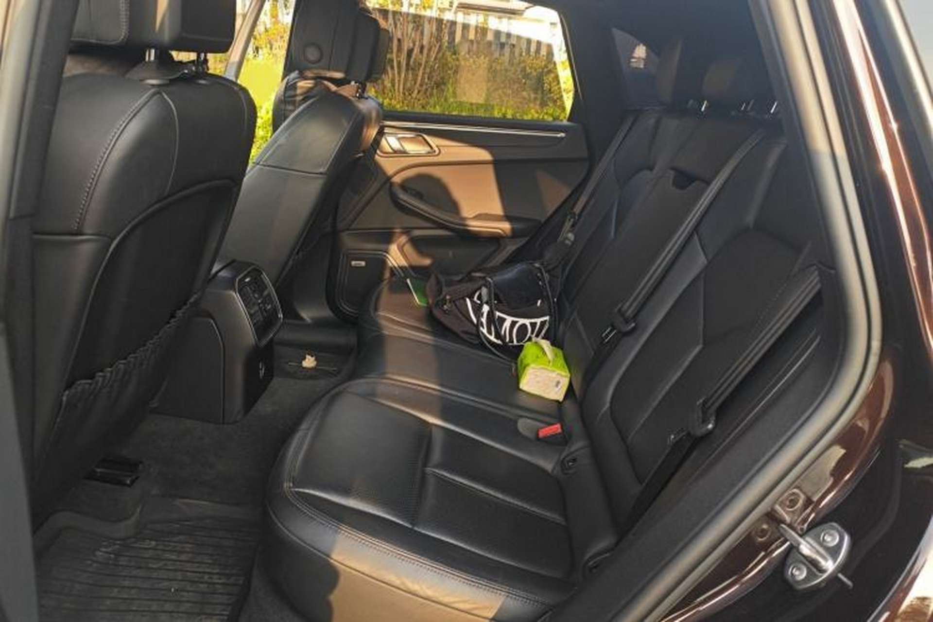 Used Porsche Macan 2021 Macan 2.0T Interior 4