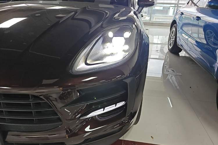 Used Porsche Macan 2021 Macan 2.0T Left Front Headlight