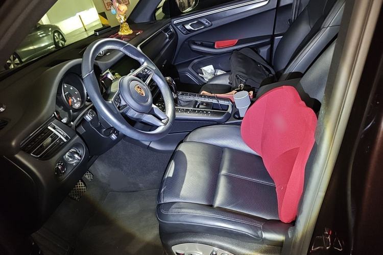 Used Porsche Macan 2021 Macan 2.0T Left Front Seat