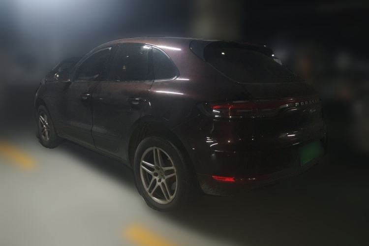 Used Porsche Macan 2021 Macan 2.0T Rear Left 45 Deg