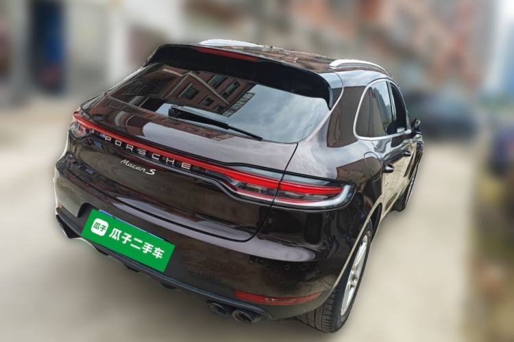 Used Porsche Macan 2021 Macan 2.0T Rear Right 45 Deg