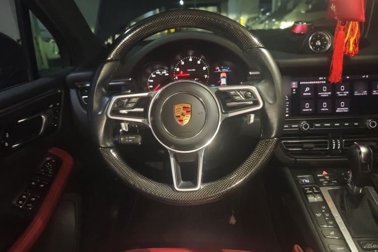 Used Porsche Macan 2021 Macan 2.0T Steering Wheel