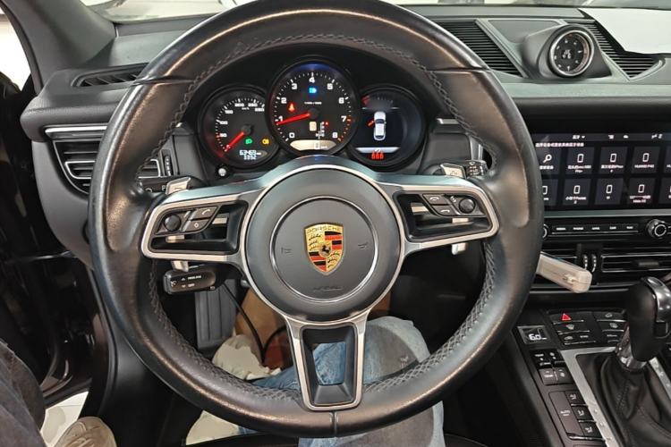 Used Porsche Macan 2021 Macan 2.0T Steering Wheel