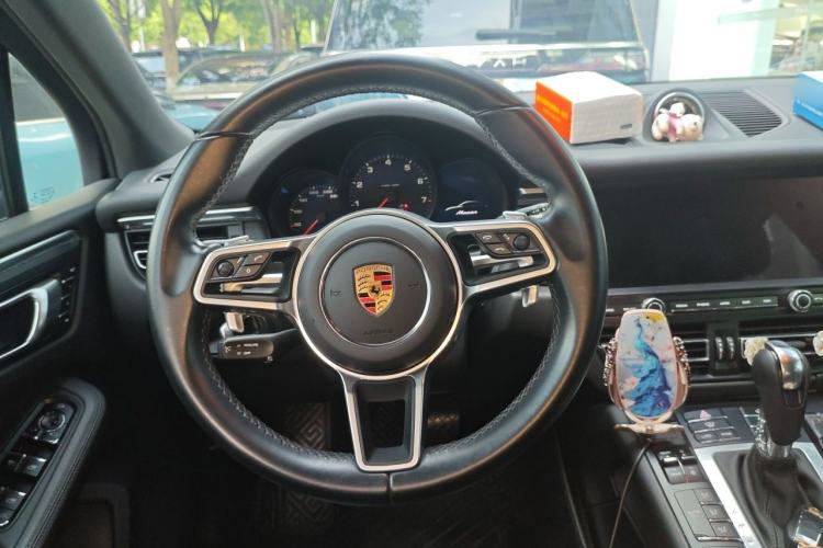 Used Porsche Macan 2021 Macan 2.0T Steering Wheel