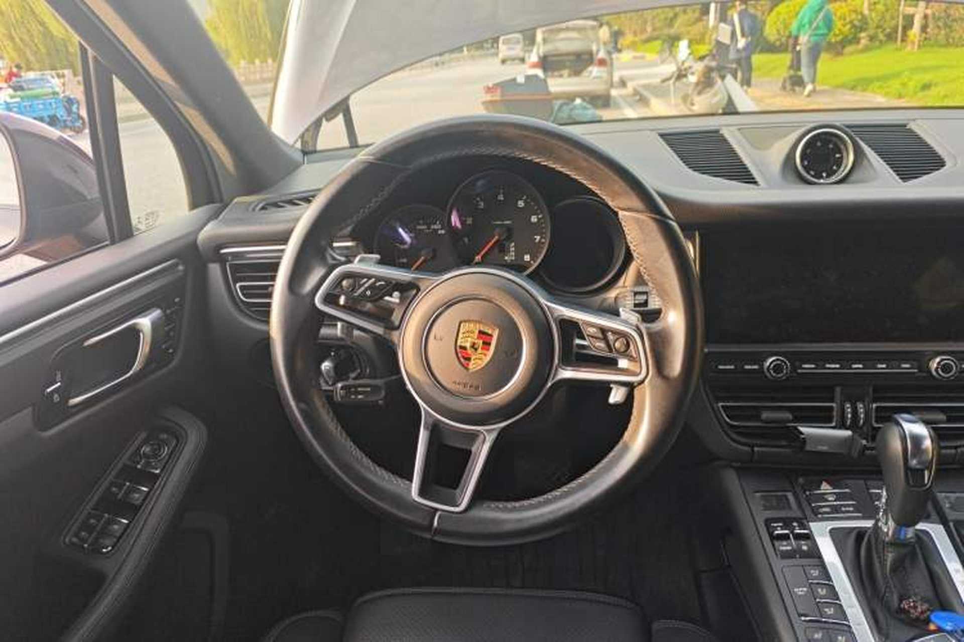Used Porsche Macan 2021 Macan 2.0T Steering Wheel