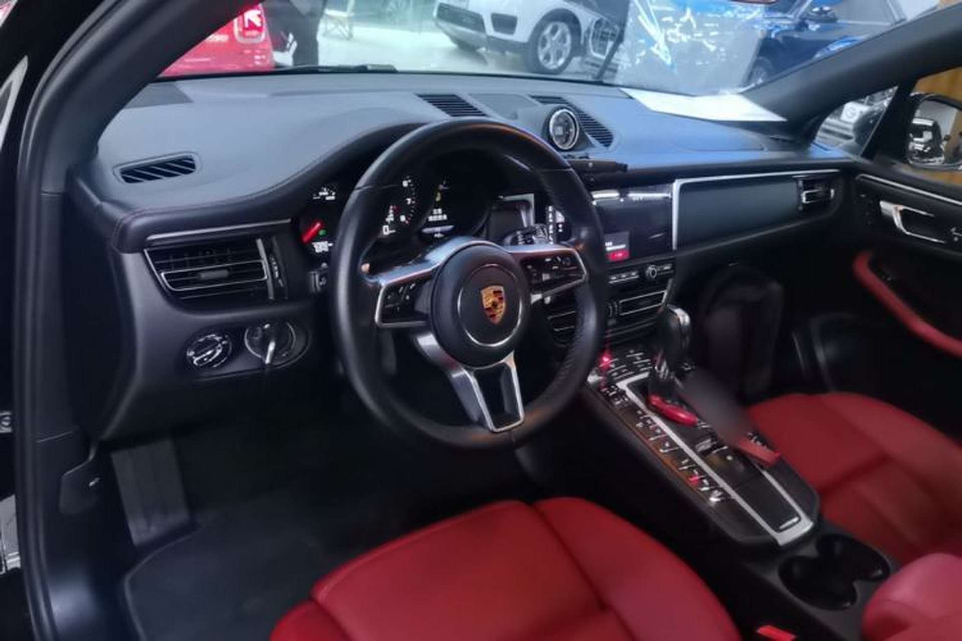 Used Porsche Macan 2021 Macan 2.0T Steering Wheel