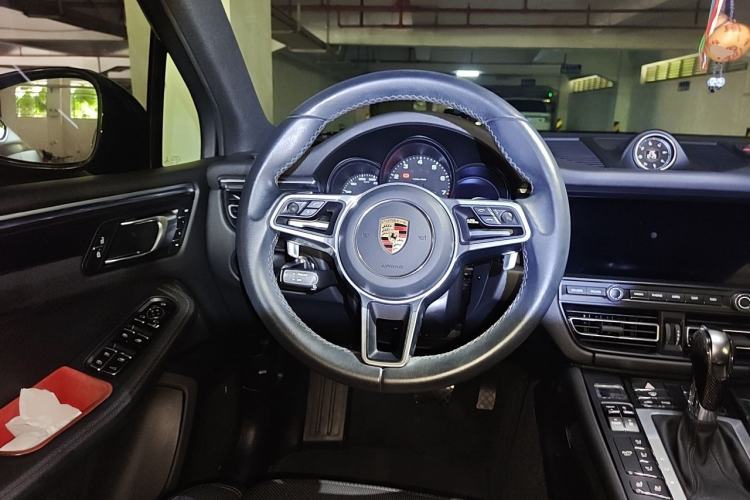 Used Porsche Macan 2021 Macan 2.0T Steering Wheel