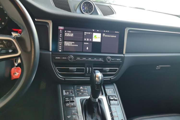 Used Porsche Macan 2021 Macan 2.0T Audio And AC Panel