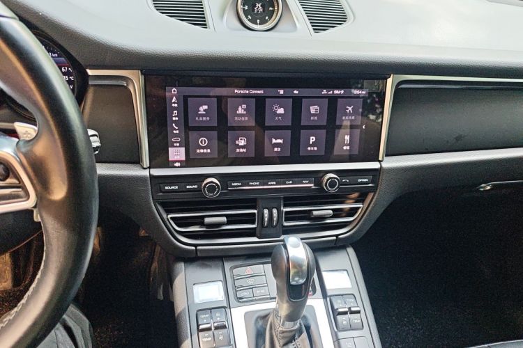 Used Porsche Macan 2021 Macan 2.0T Audio And AC Panel