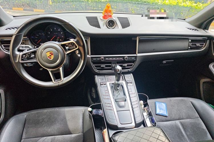 Used Porsche Macan 2021 Macan 2.0T Center Console