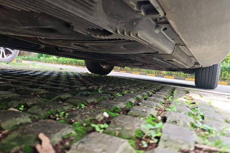Used Porsche Macan 2021 Macan 2.0T Chassis Rear Right