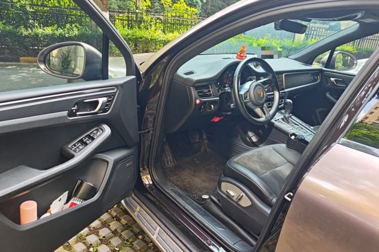 Used Porsche Macan 2021 Macan 2.0T Driver Seat