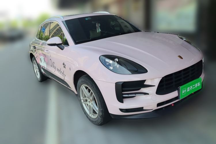 Used Porsche Macan 2021 Macan 2.0T Front Right 45 Deg