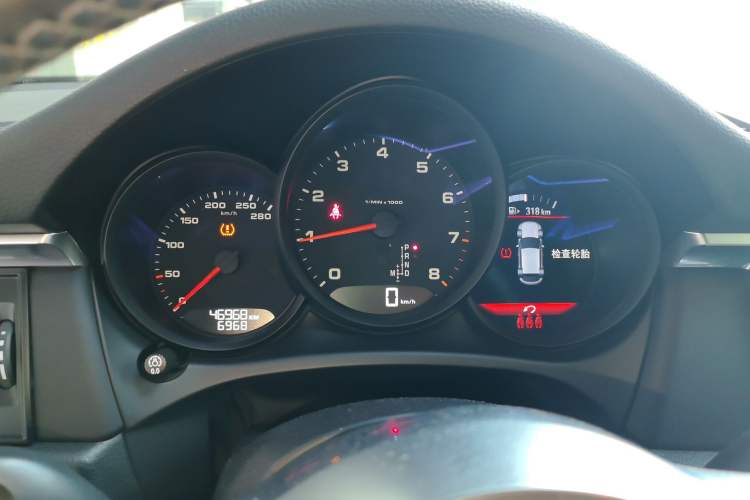 Used Porsche Macan 2021 Macan 2.0T Instrument Cluster