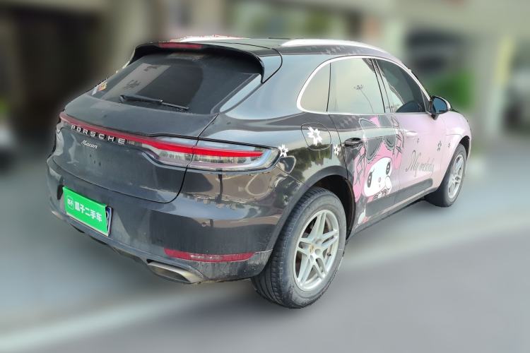 Used Porsche Macan 2021 Macan 2.0T Rear Right 45 Deg