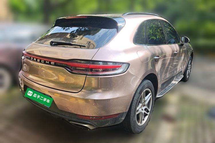 Used Porsche Macan 2021 Macan 2.0T Rear Right 45 Deg