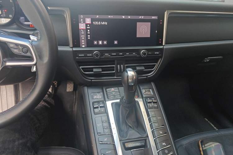 Used Porsche Macan 2021 Macan 2.0T Audio And AC Panel
