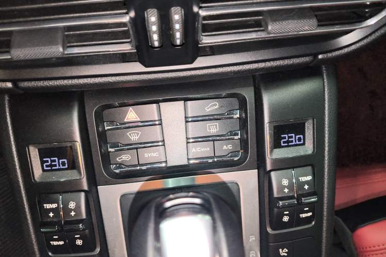 Used Porsche Macan 2021 Macan 2.0T Audio And AC Panel