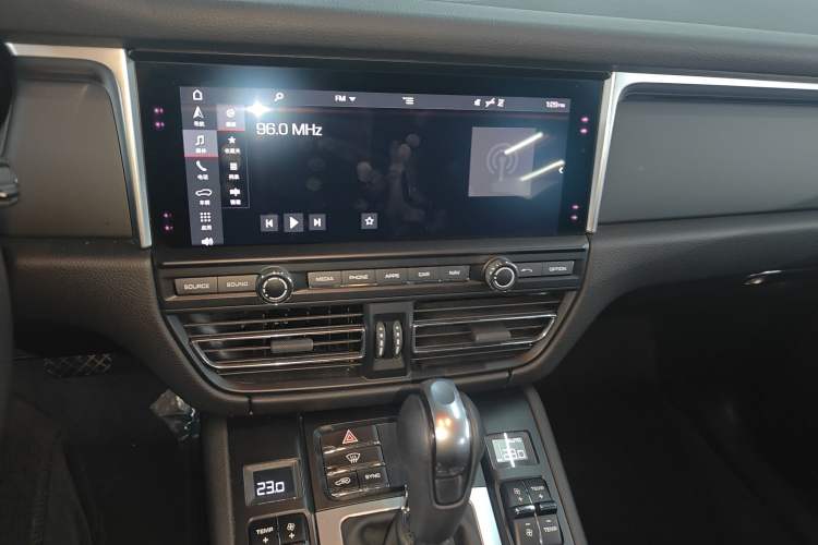 Used Porsche Macan 2021 Macan 2.0T Audio And AC Panel