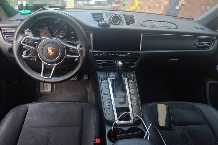 Used Porsche Macan 2021 Macan 2.0T Center Console