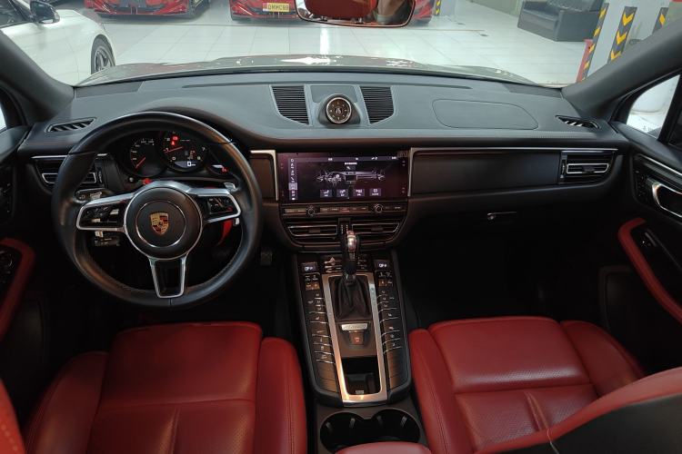Used Porsche Macan 2021 Macan 2.0T Center Console