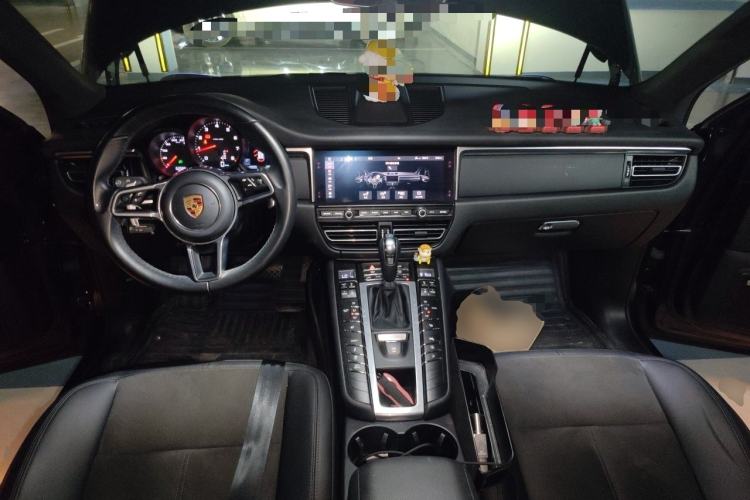 Used Porsche Macan 2021 Macan 2.0T Center Console