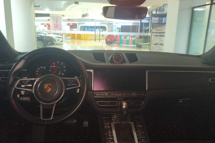 Used Porsche Macan 2021 Macan 2.0T Center Console