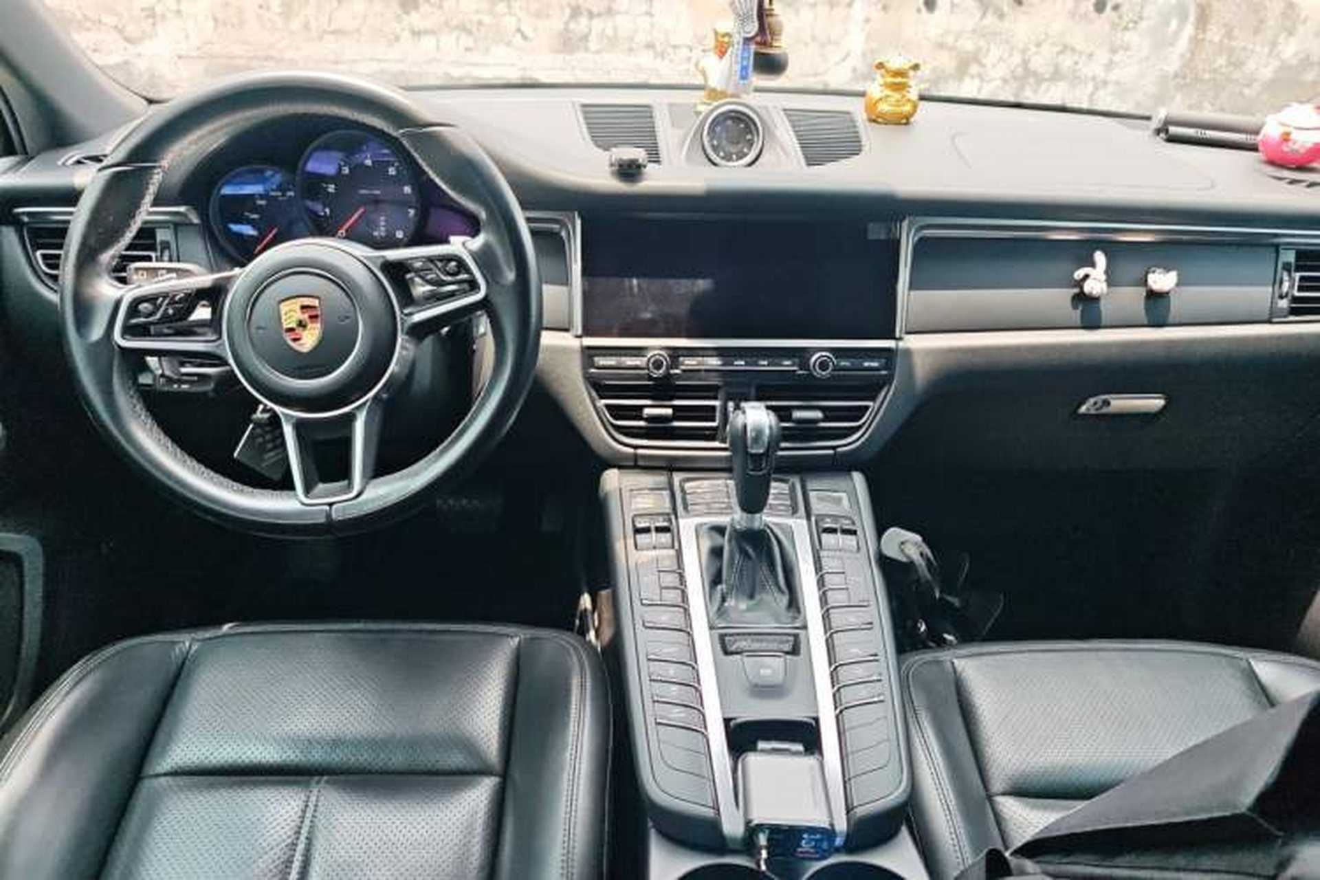 Used Porsche Macan 2021 Macan 2.0T Center Console