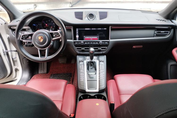 Used Porsche Macan 2021 Macan 2.0T Center Console