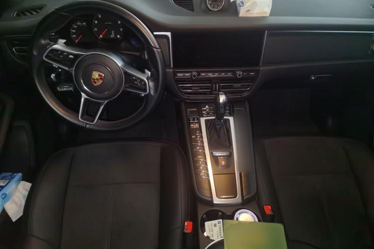 Used Porsche Macan 2021 Macan 2.0T Center Console