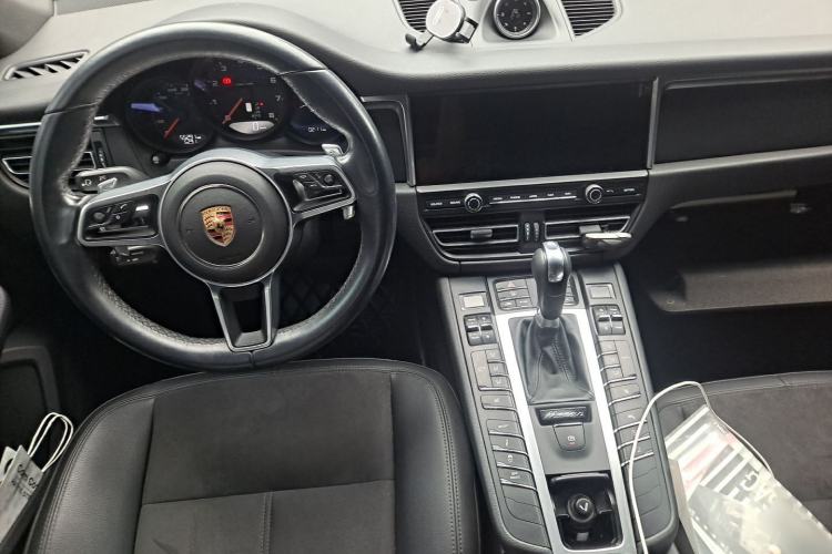 Used Porsche Macan 2021 Macan 2.0T Center Console