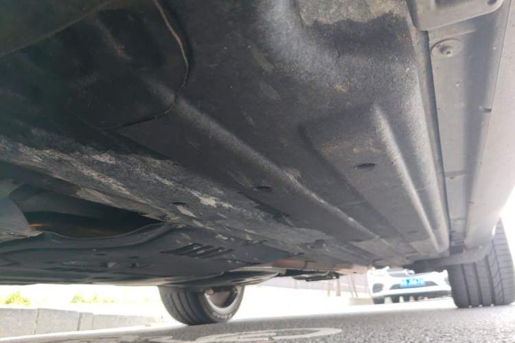 Used Porsche Macan 2021 Macan 2.0T Chassis Front Left