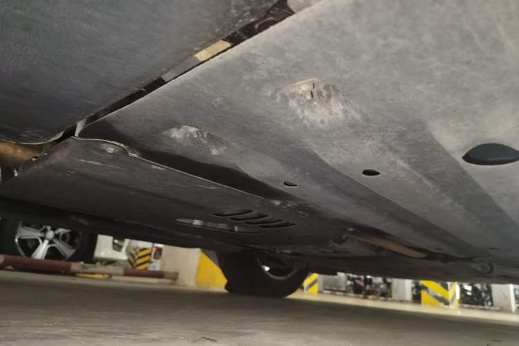 Used Porsche Macan 2021 Macan 2.0T Chassis Front Right