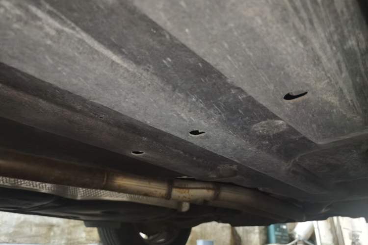 Used Porsche Macan 2021 Macan 2.0T Chassis Rear Left