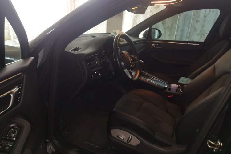 Used Porsche Macan 2021 Macan 2.0T Driver Seat