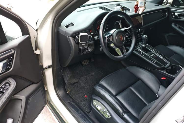 Used Porsche Macan 2021 Macan 2.0T Driver Seat