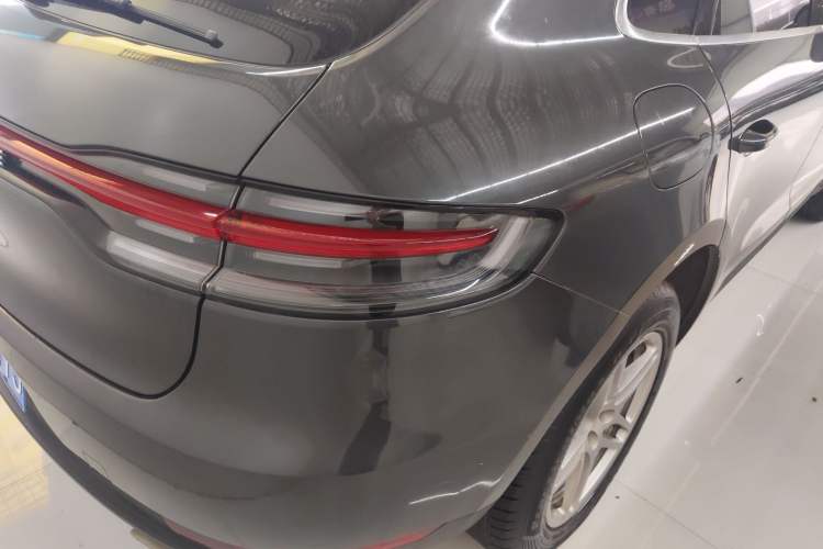 Used Porsche Macan 2021 Macan 2.0T Exterior 2
