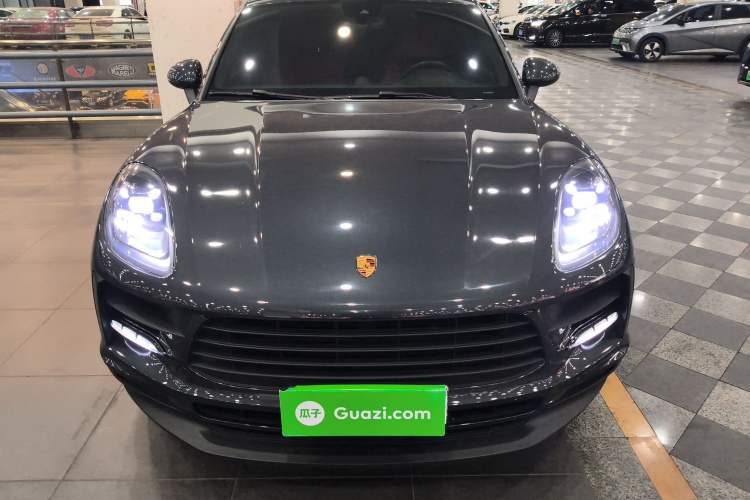 Used Porsche Macan 2021 Macan 2.0T Front
