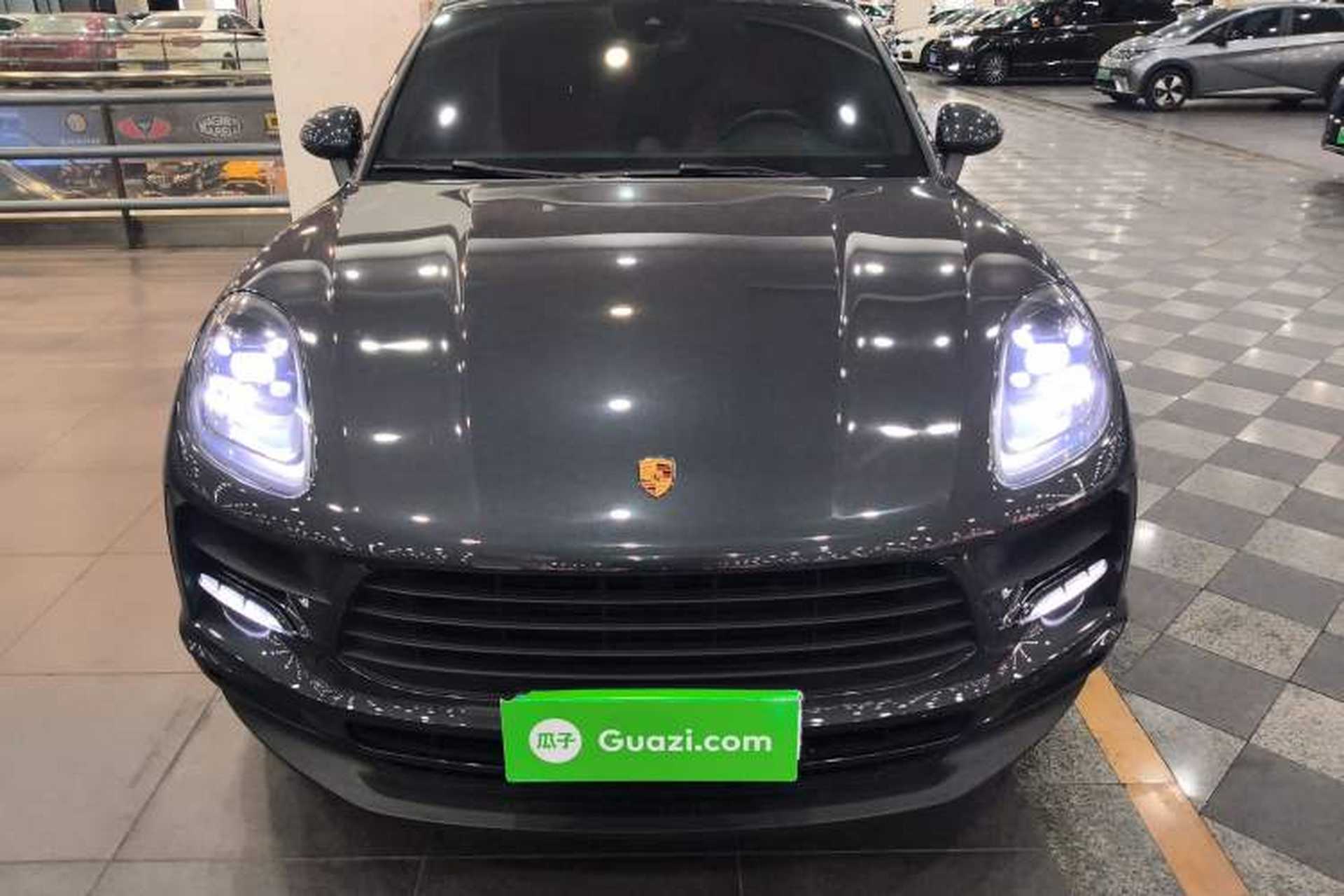 Used Porsche Macan 2021 Macan 2.0T Front