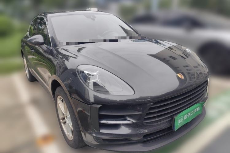 Used Porsche Macan 2021 Macan 2.0T Front Right 45 Deg