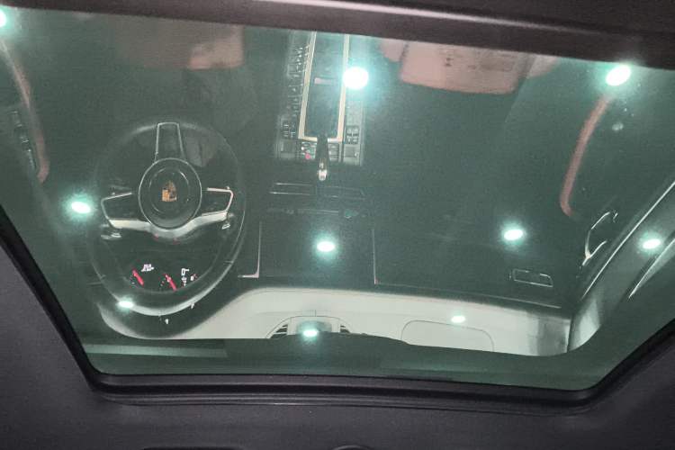 Used Porsche Macan 2021 Macan 2.0T Headliner
