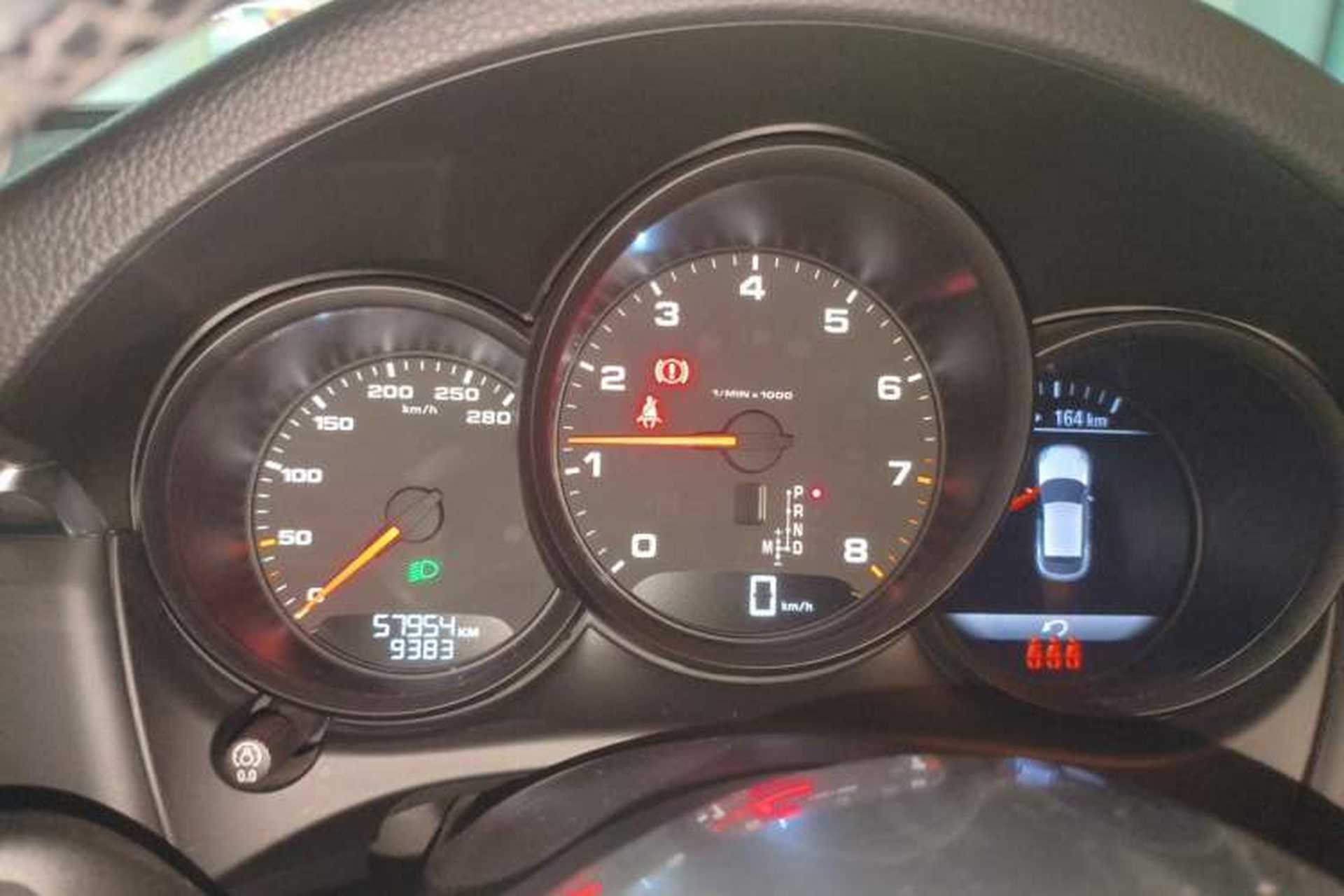 Used Porsche Macan 2021 Macan 2.0T Instrument Cluster