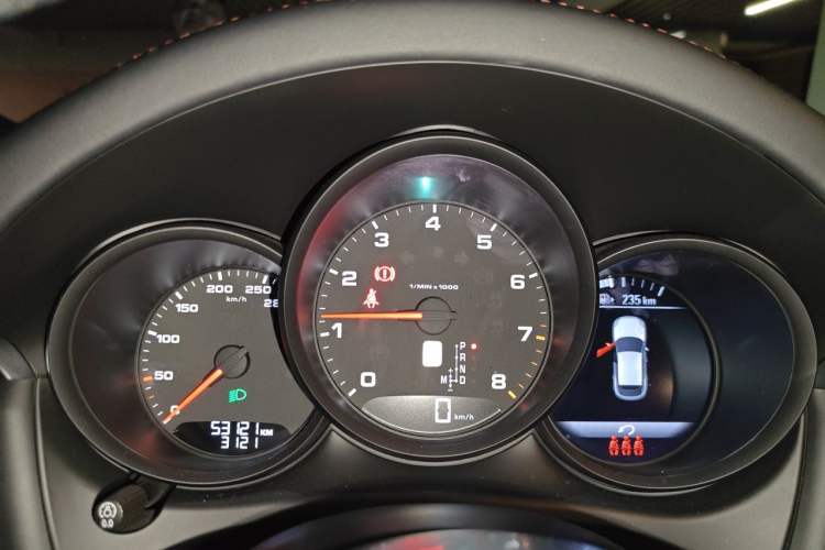 Used Porsche Macan 2021 Macan 2.0T Instrument Cluster