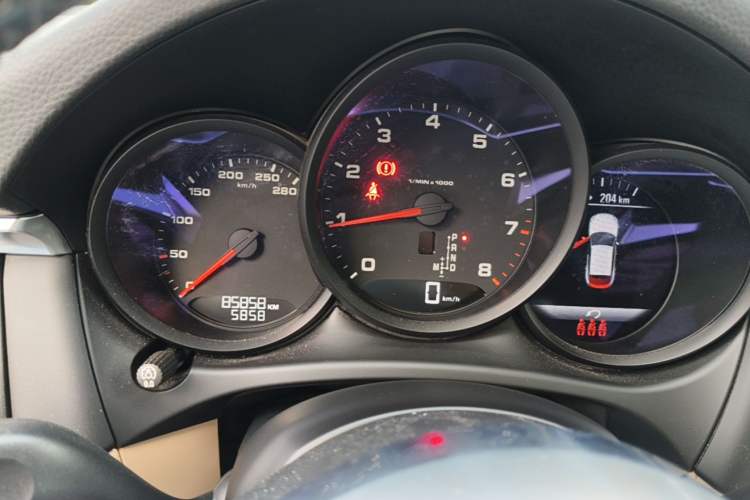 Used Porsche Macan 2021 Macan 2.0T Instrument Cluster