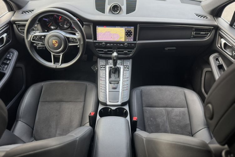 Used Porsche Macan 2021 Macan 2.0T Interior 2