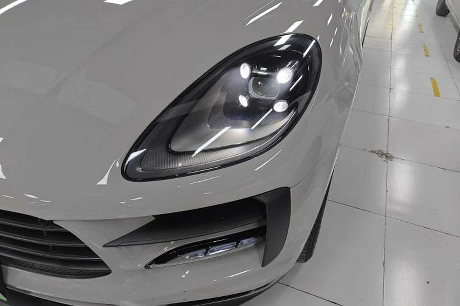 Used Porsche Macan 2021 Macan 2.0T Left Front Headlight