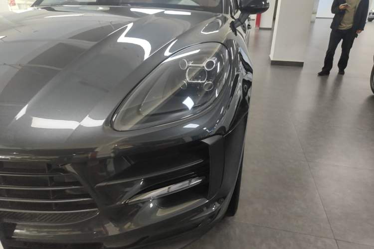 Used Porsche Macan 2021 Macan 2.0T Left Front Headlight